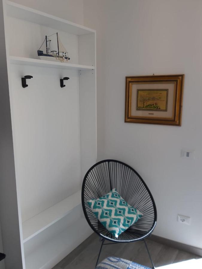 מנרולה Alex Room מראה חיצוני תמונה